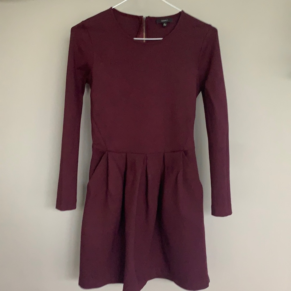Aritzia Talula Long Sleeve Dress with Pockets